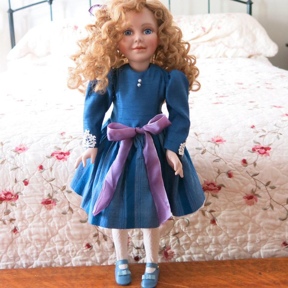 Vintage Cindy Mcclure Collectible 1997 Doll - Picture 3 of 7